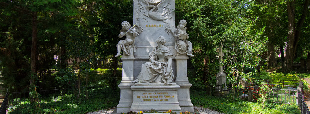 Robert und Clara Schumann sind auf dem Alten Friedhof Bonn begraben