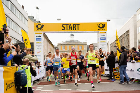 Start Deutsche-Post-Marathon 2023