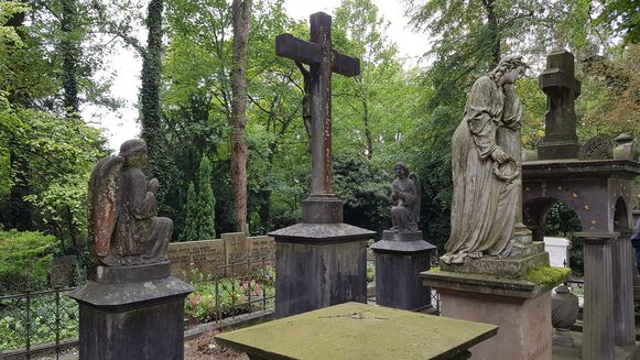 Gräber auf dem Burgfriedhof in Bad Godesberg