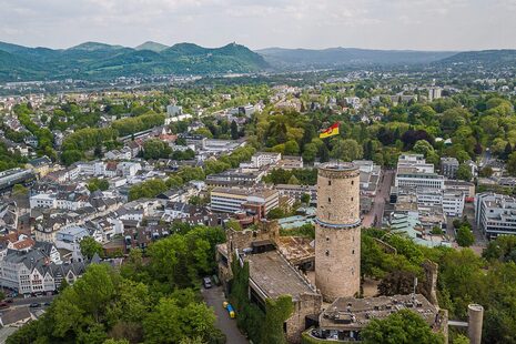 Drohnenaufnahme der Godesburg in Bad Godesberg.