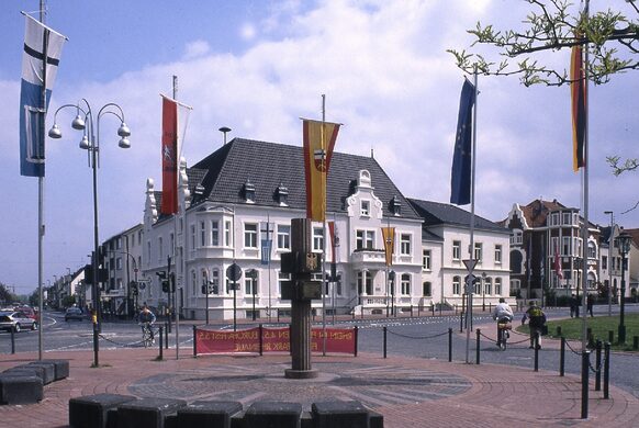 Außenaufnahme Rathaus Hardtberg