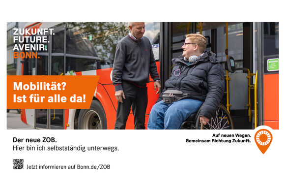 Das Plakat zeigt eine Person im Rollstuhl und einen Busfahrer