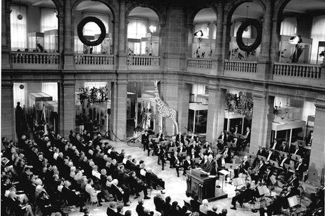 Historische Aufnahme der Eröffnungsfeier 1948