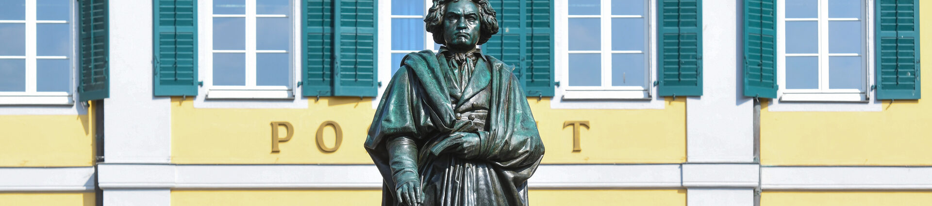 Nach monatelanger Restaurierung wurde das Beethoven-Denkmal Anfang Juli wieder an seinen angestammten Platz aufgestellt
