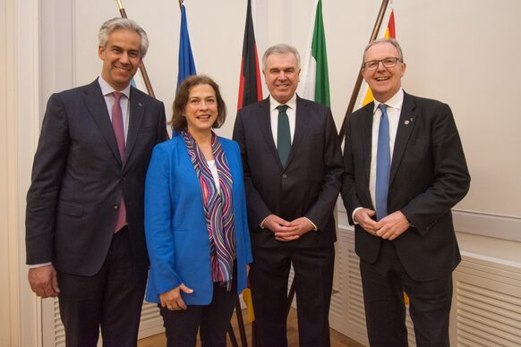 At the Europaen reception: Patrick Lobis, Mayor Dr. Ursula Sautter, Prof. Dr. Ludger Kühnhardt and Axel Voss, Member of the European Parliament.
