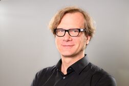 Dr. Steffen Bauer