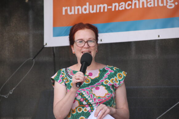 OB Katja Dörner auf dem Festival Bonn - rundum nachhaltig