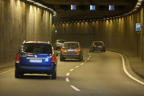 Autos im Straßentunnel Bad Godesberg