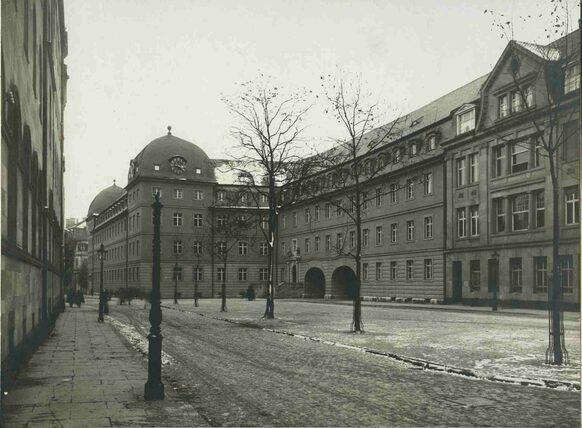 Stadthaus am Mülheimer Platz (heute Bottlerplatz), 1926