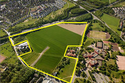 Luftbild der Fläche für den Büro- und Gewerbepark an der Siegburger Straße