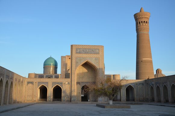 Außenaufnahme der Kalon-Moschee in Buchara
