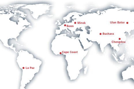 Die Grafik zeigt eine Weltkarte mit den Projektpartnerstädten der Stadt Bonn